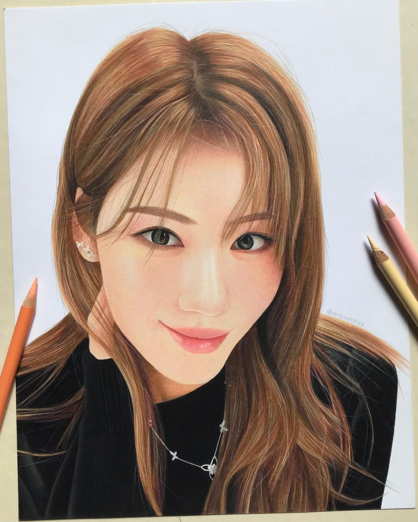 sana (real life and 1 more) drawn by artrishtryy