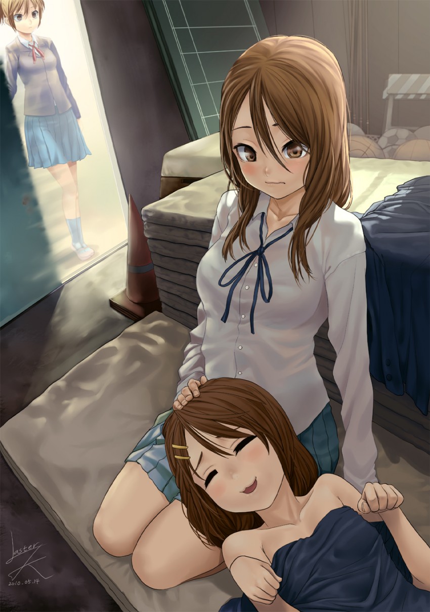 hirasawa yui, hirasawa ui, and tachibana himeko (k-on!) drawn by lasterk