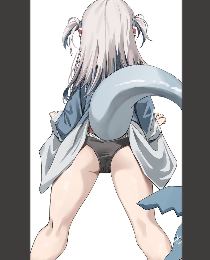 gawr gura (hololive and 1 more) drawn by scarlet_(wv0102)