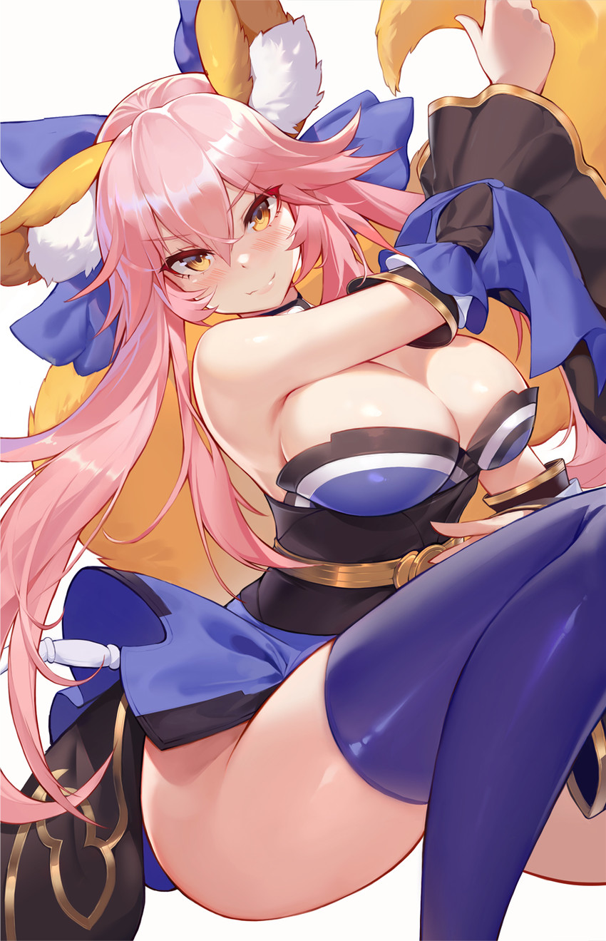 tamamo and tamamo no mae (fate and 1 more) drawn by calder