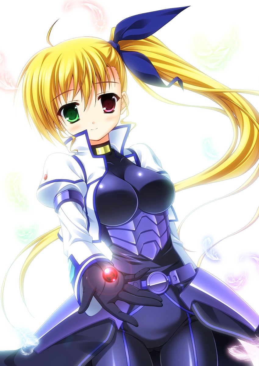 vivio and sacred heart (lyrical nanoha and 1 more) drawn by endori