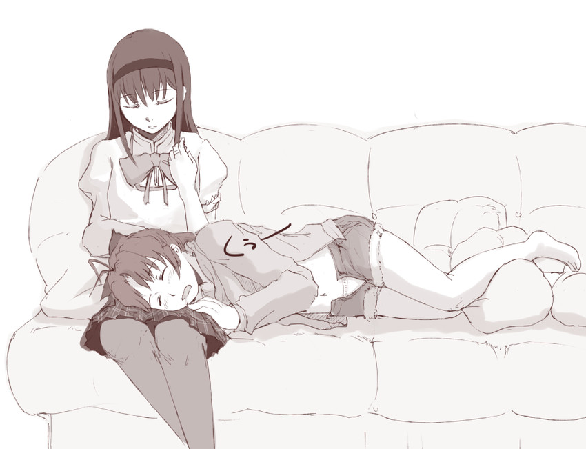 akemi homura and sakura kyoko (mahou shoujo madoka magica) drawn by uruo