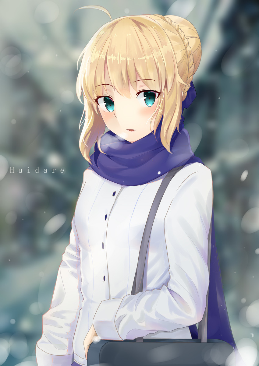 artoria pendragon and saber (fate and 1 more) drawn by huidare