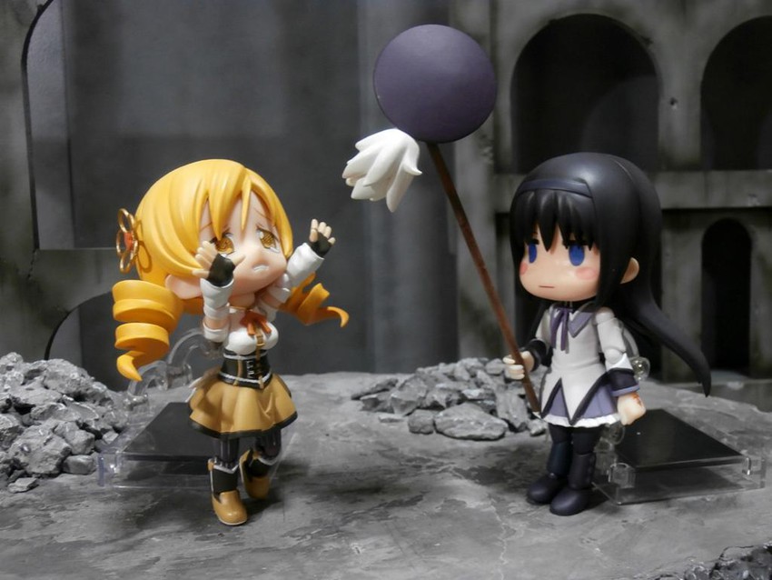 akemi homura and tomoe mami (mahou shoujo madoka magica and 1 more) drawn by kein_(kain1234567)