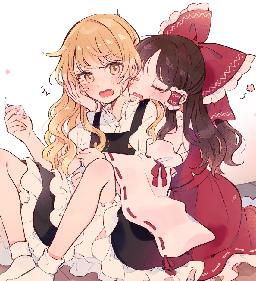 hakurei reimu and kirisame marisa (touhou) drawn by mozukuzu_(manukedori)
