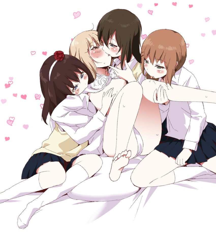 oomuro nadeshiko, miwa ai, yaeno miho, and sonokawa megumi (yuruyuri and 1 more) drawn by kamiki_uutarou