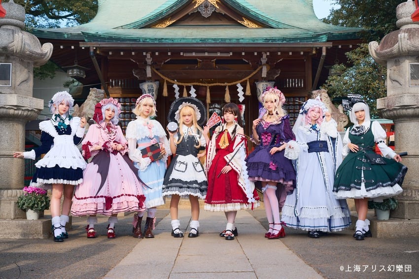 hakurei reimu, kirisame marisa, remilia scarlet, izayoi sakuya, konpaku youmu, and 3 more (touhou) drawn by ely_(eeelyeee), hinokio_q, hoshibakoworks, kasyou3roshieru, koronsui, miuuu1216, nekota_ashu_(cosplayer), tokio0131, and yamo8cos