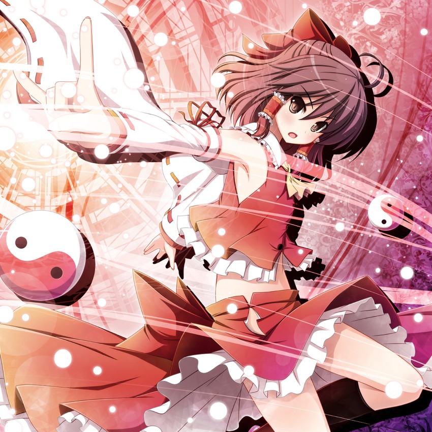 hakurei reimu (touhou and 1 more) drawn by akashio_(loli_ace)