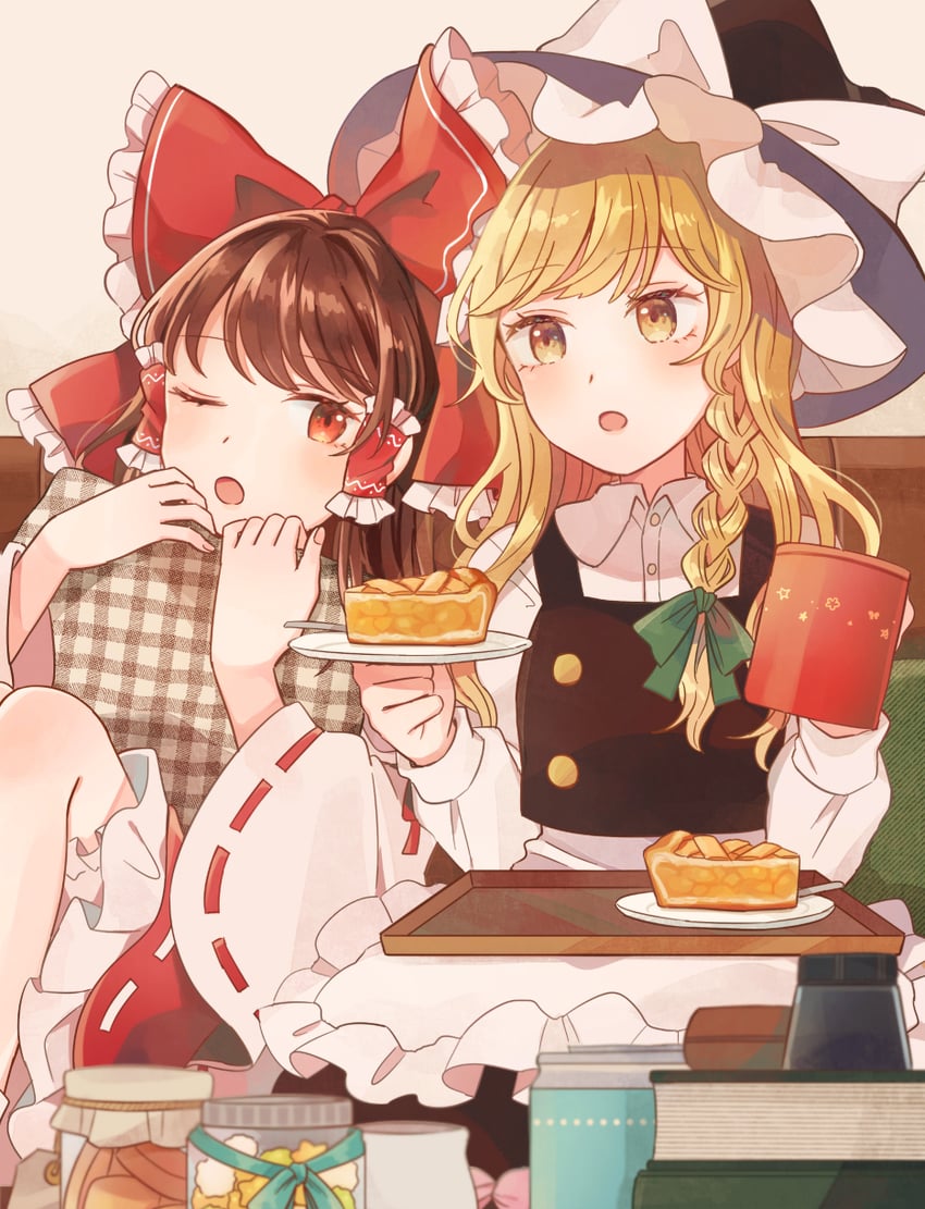 hakurei reimu and kirisame marisa (touhou) drawn by mozukuzu_(manukedori)