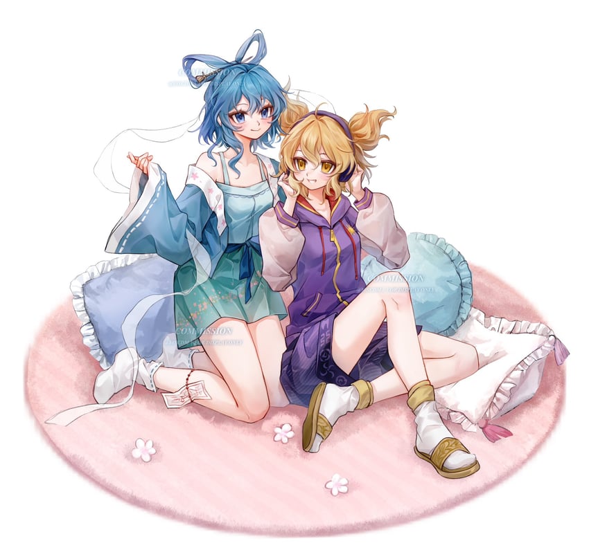 toyosatomimi no miko and kaku seiga (touhou) drawn by 80isiiii