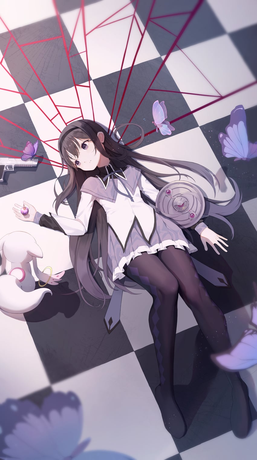 akemi homura and kyubey (mahou shoujo madoka magica) drawn by moonfire