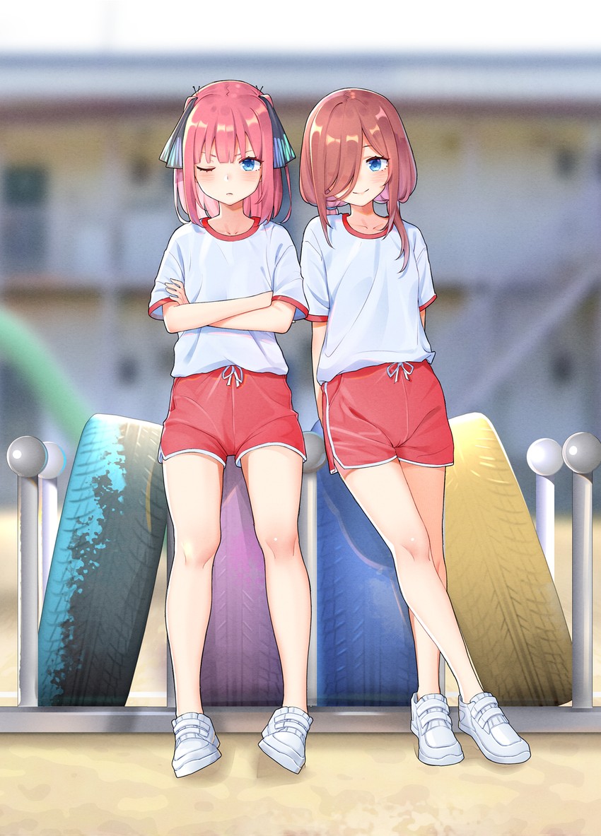 nakano nino and nakano miku (go-toubun no hanayome) drawn by kongbai