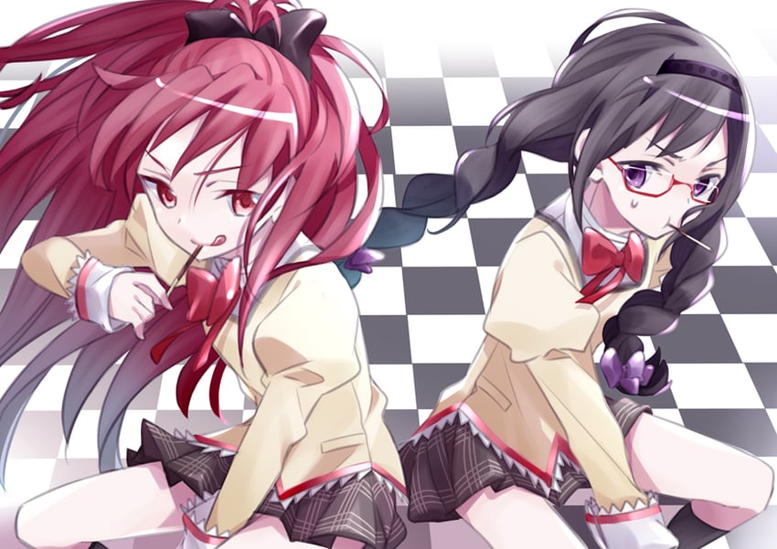 akemi homura and sakura kyoko (mahou shoujo madoka magica) drawn by moexxmoe