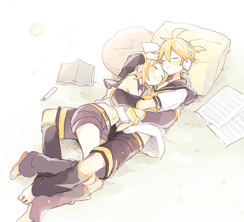 kagamine rin and kagamine len (vocaloid) drawn by suzumi_(fallxalice)