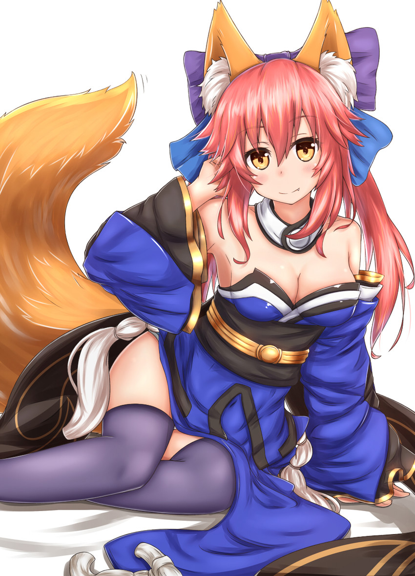 tamamo and tamamo no mae (fate and 2 more) drawn by horokusa_(korai)
