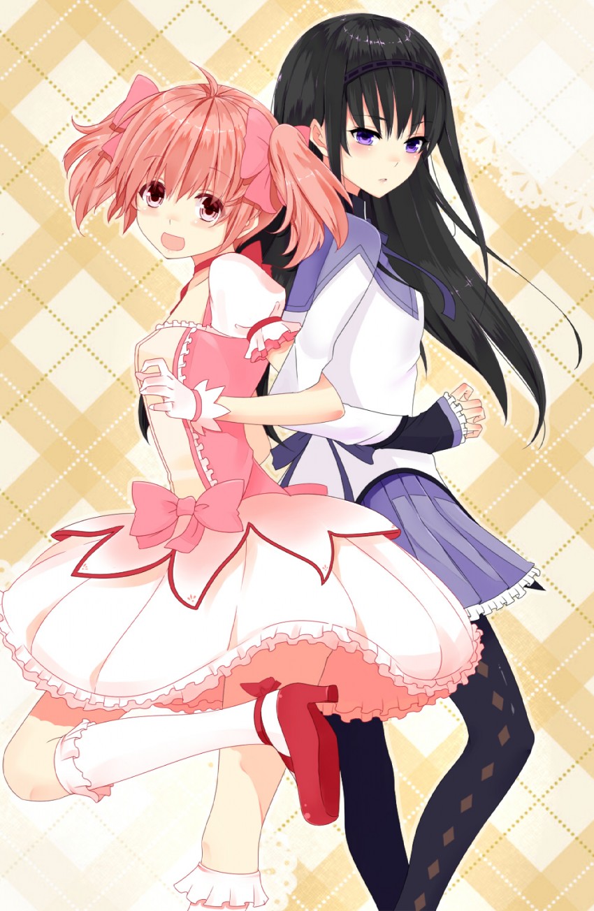 akemi homura and kaname madoka (mahou shoujo madoka magica) drawn by nuko_(mikupantu)