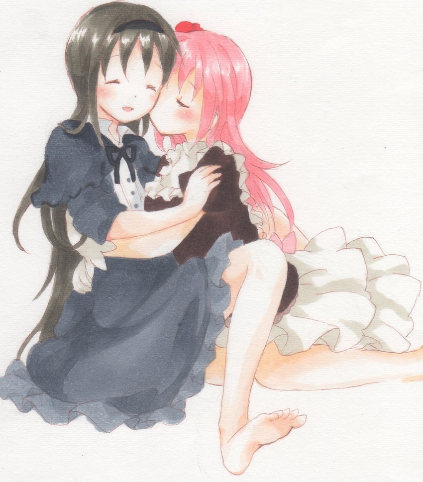 akemi homura and kaname madoka (mahou shoujo madoka magica) drawn by orika_(yuri10aka)