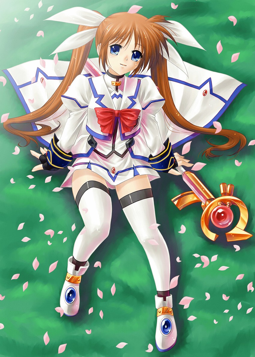 takamachi nanoha and raising heart (lyrical nanoha and 1 more) drawn by ayato