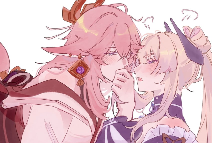 yae miko and sangonomiya kokomi (genshin impact) drawn by babebatos