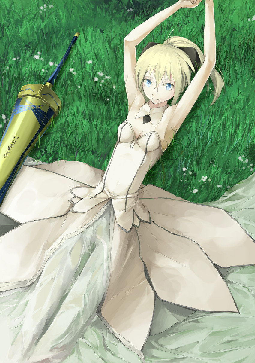 artoria pendragon and saber lily (fate and 1 more) drawn by solru