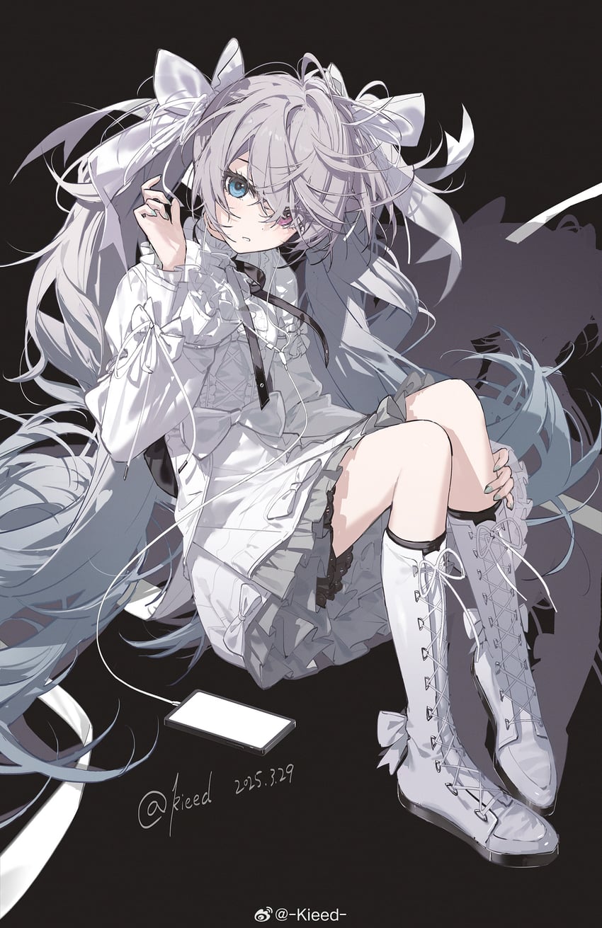 hatsune miku and 25-ji miku (vocaloid and 1 more) drawn by kieed