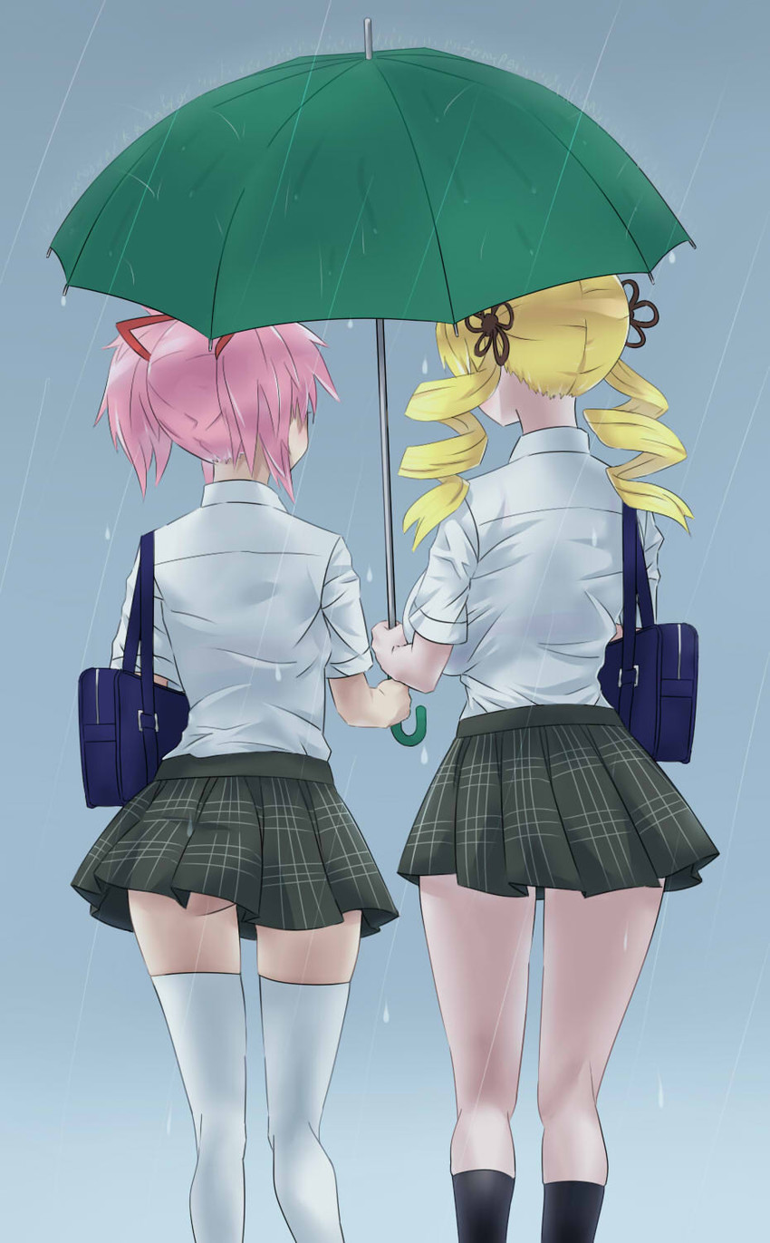 kaname madoka and tomoe mami (mahou shoujo madoka magica) drawn by mizuumi_(bb)