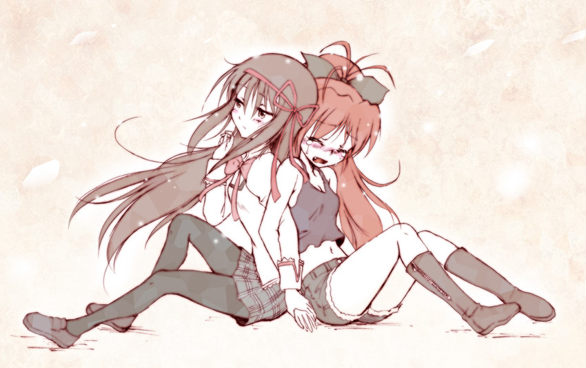 akemi homura and sakura kyoko (mahou shoujo madoka magica) drawn by bomaan