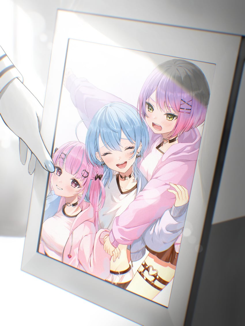 hoshimachi suisei, minato aqua, and tokoyami towa (hololive) drawn by runlan_0329