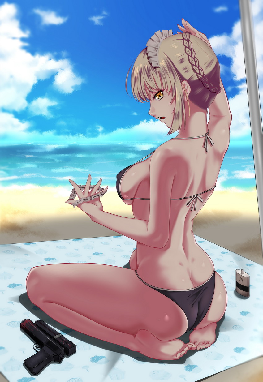 artoria pendragon and saber alter (fate and 1 more) drawn by kamkac