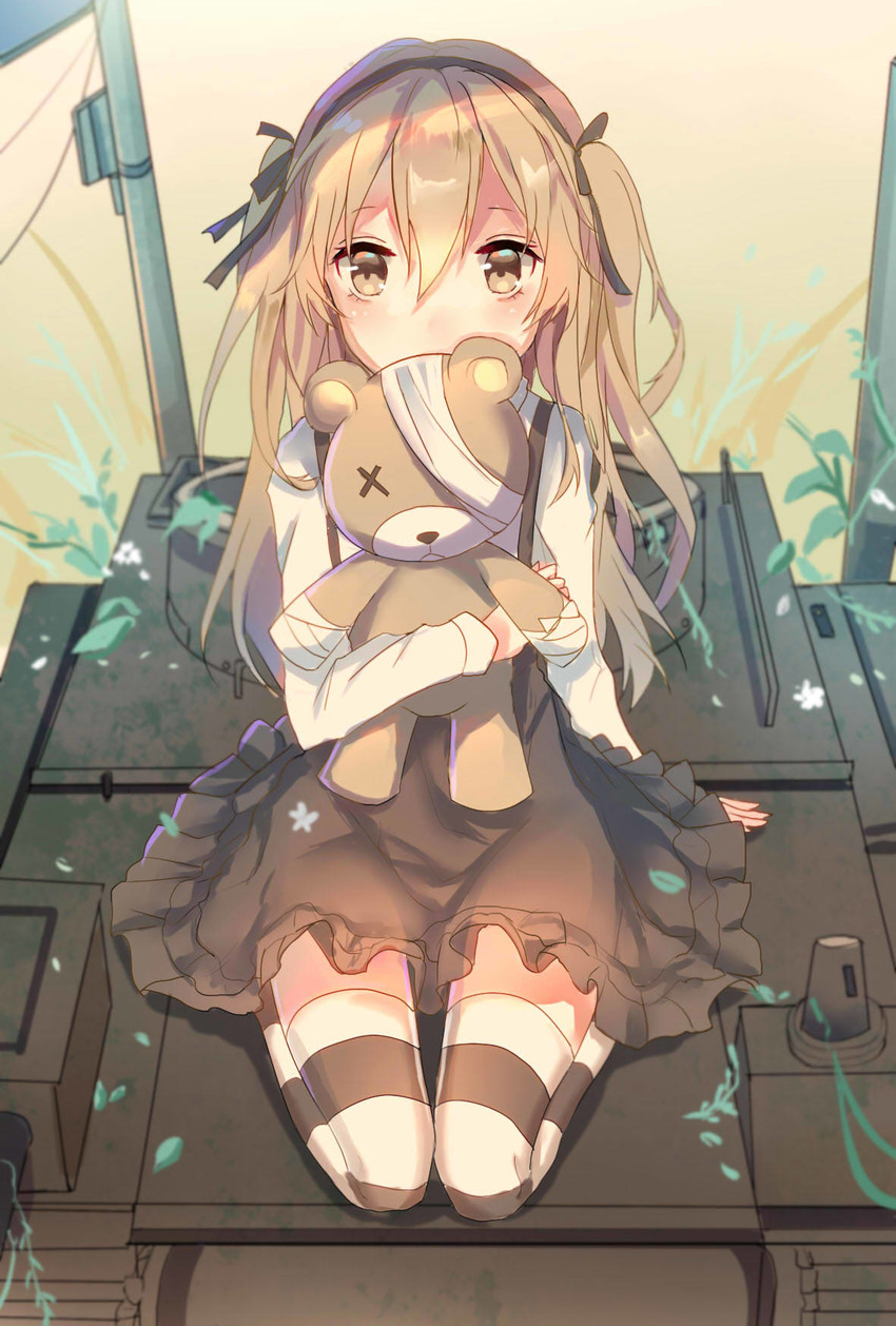 shimada arisu and boko (girls und panzer) drawn by mada_(shizhou)