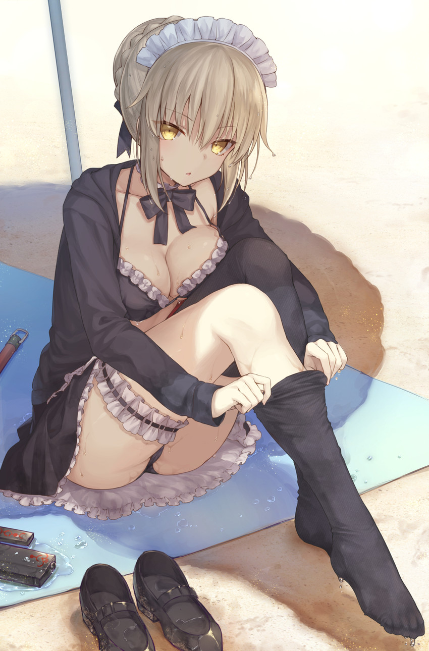 artoria pendragon and saber alter (fate and 2 more) drawn by mashutarou_(neko_no_oyashiro)