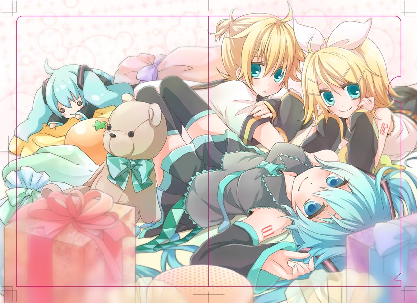 hatsune miku, kagamine rin, and kagamine len (vocaloid) drawn by momomochi
