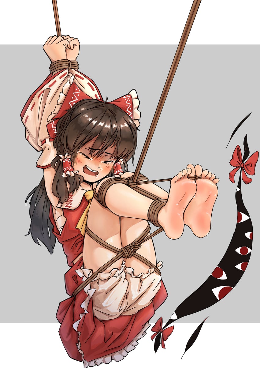 hakurei reimu (touhou) drawn by lyutikovski