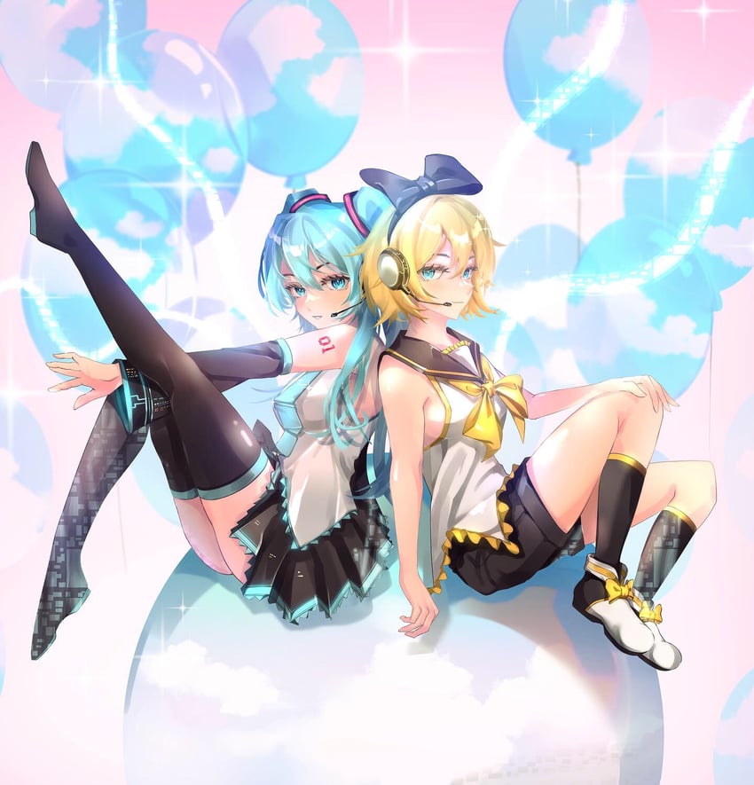 hatsune miku and kagamine rin (vocaloid) drawn by pan_da425