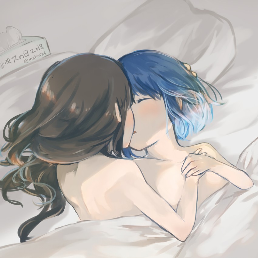 akemi homura and miki sayaka (mahou shoujo madoka magica) drawn by mzk0526
