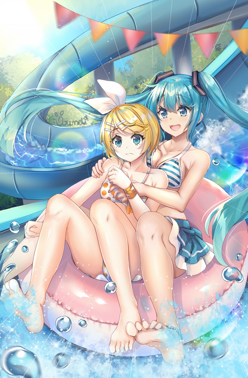 hatsune miku and kagamine rin (vocaloid) drawn by orendi_laran