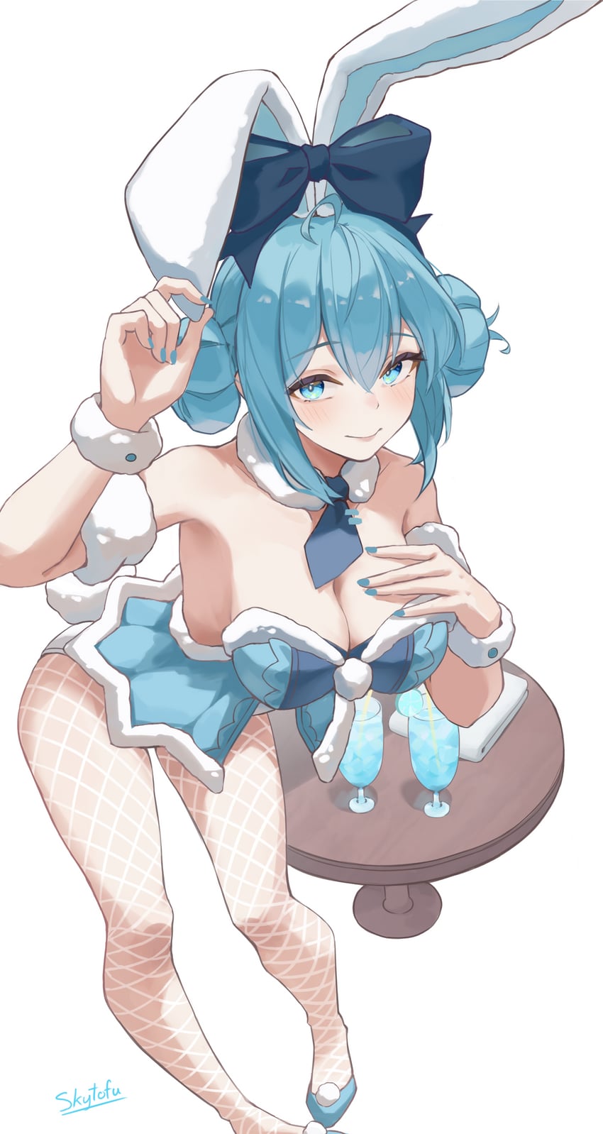 hatsune miku and bicute bunnies miku (vocaloid) drawn by skytofu