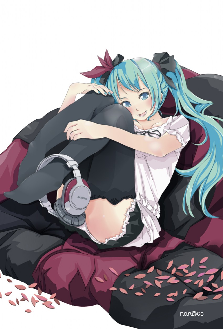 hatsune miku (vocaloid and 1 more) drawn by kazuha_nanako