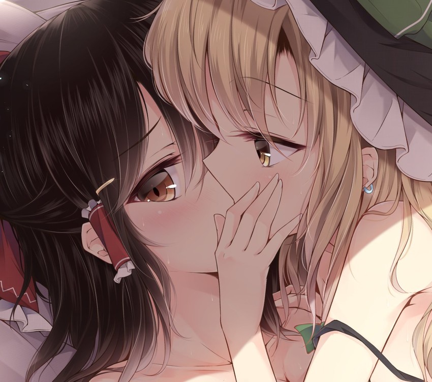 hakurei reimu and kirisame marisa (touhou) drawn by toyosaki_shu