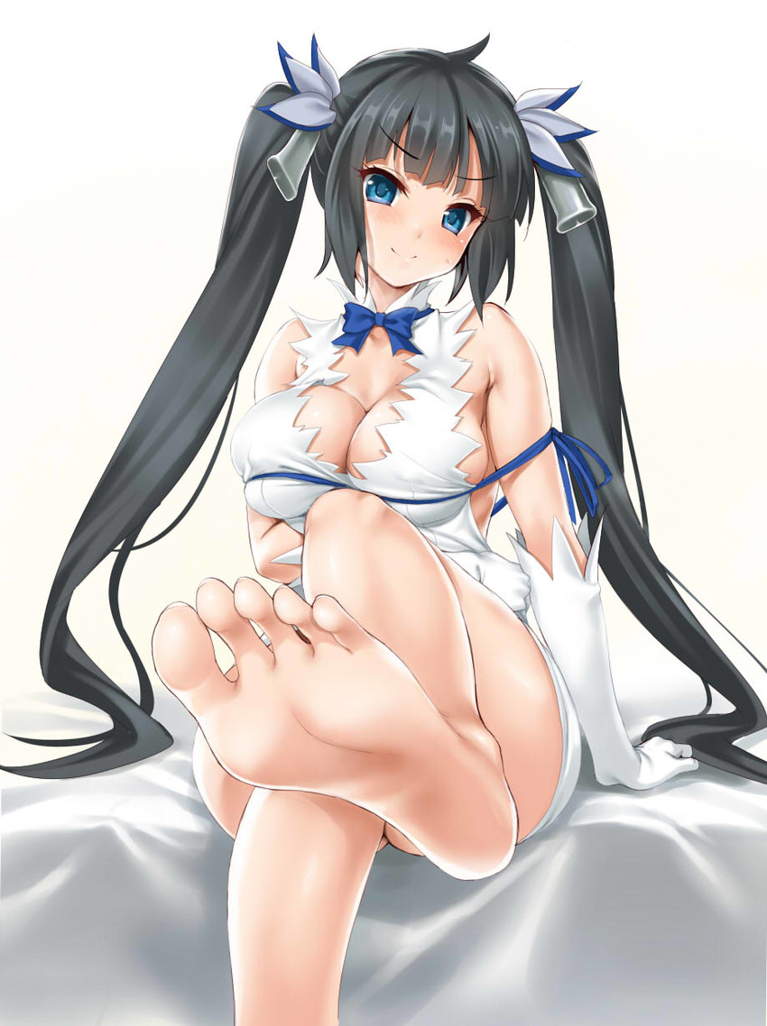hestia (dungeon ni deai wo motomeru no wa machigatteiru darou ka) drawn by cle_masahiro